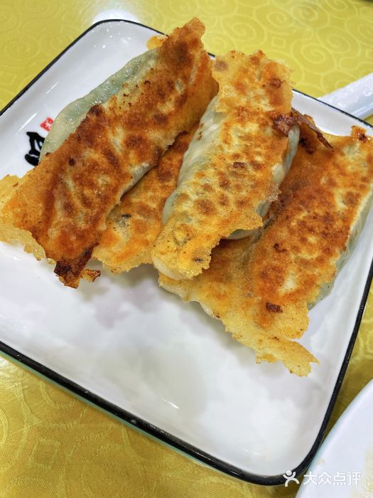 春水锅贴·传统鲁菜(五龙潭公园店) 参考图 1