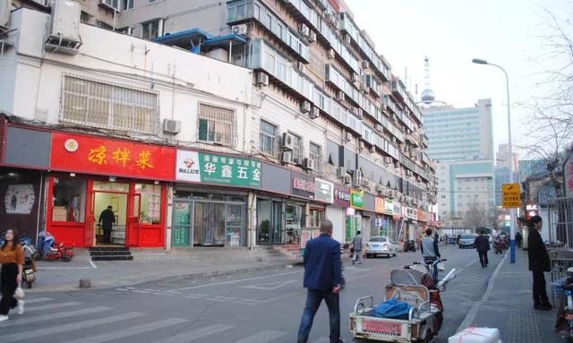 泉城路商圈（恒隆 · 世茂） 参考图 1