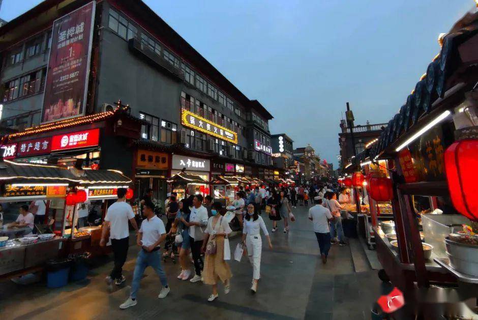 西司广场夜市 参考图 1