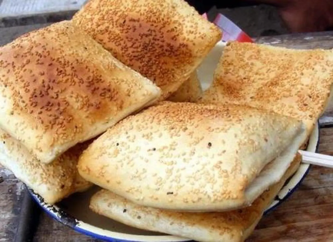 正定缸炉烧饼 参考图 1
